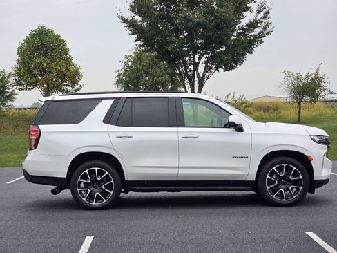 Used 2021 Chevrolet Tahoe RST w/ Luxury Package image 9