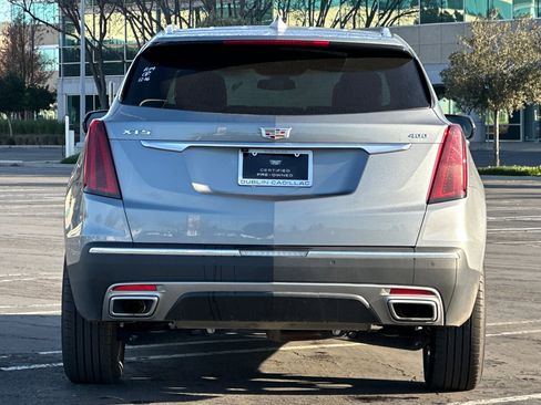Used 2025 Cadillac XT5 Premium Luxury image 5