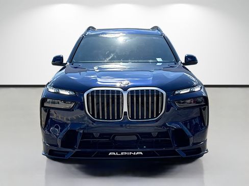 New 2026 BMW ALPINA XB7 AWD/4WD image 8