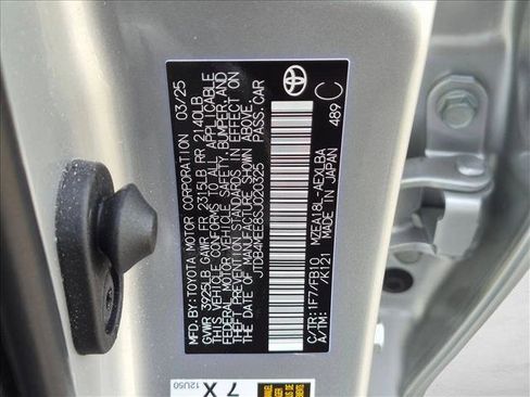 Used 2025 Toyota Corolla LE w/ LE Premium Package FWD image 24