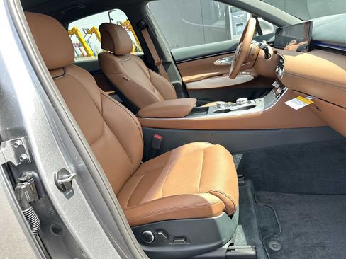 New 2026 Genesis GV70 2.5T Advanced w/ G1 Accessory Package image 26