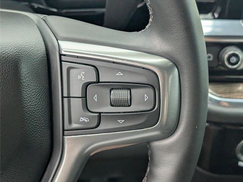 Used 2023 Chevrolet Silverado 1500 LT AWD/4WD image 22