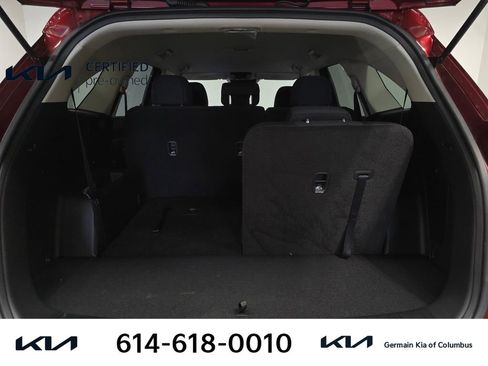 Certified 2025 Kia Sorento LX FWD image 21