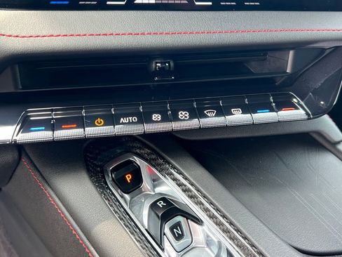 Certified 2026 Chevrolet Corvette Stingray Preferred Conv w/ Z51 Performance Package RWD image 30