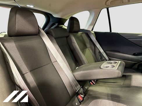 Used 2024 Subaru Outback Premium AWD/4WD image 28