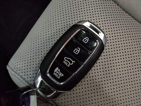 Used 2020 Hyundai Veloster Turbo Ultimate image 41