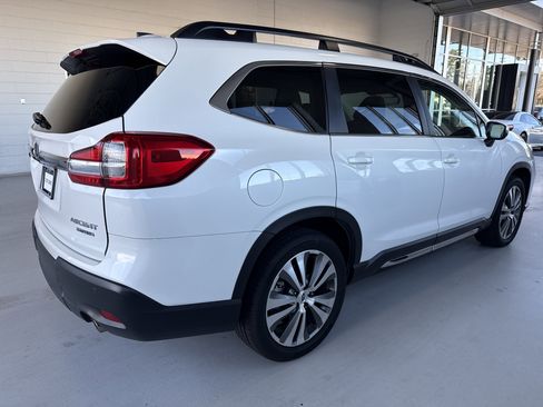Used 2022 Subaru Ascent Limited w/ Technology Package image 10
