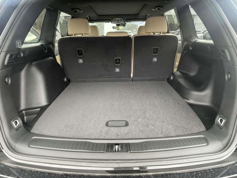 New 2025 Jeep Grand Cherokee Limited AWD/4WD image 26