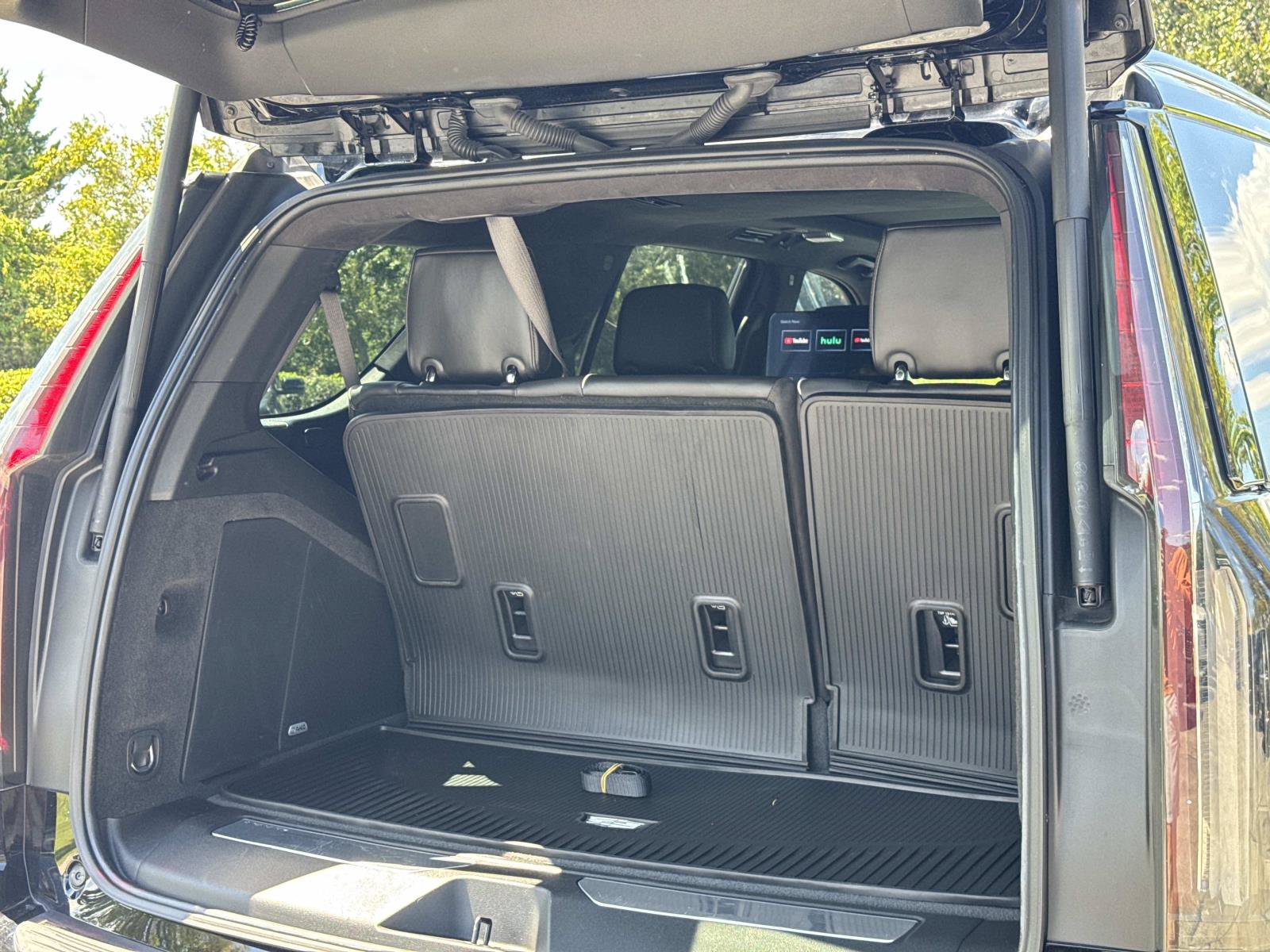 Certified 2024 Cadillac Escalade V w/ LPO, Floor Liner Package AWD/4WD image 29