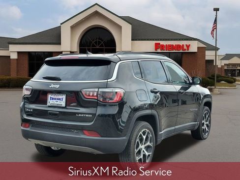 Used 2024 Jeep Compass Limited image 4