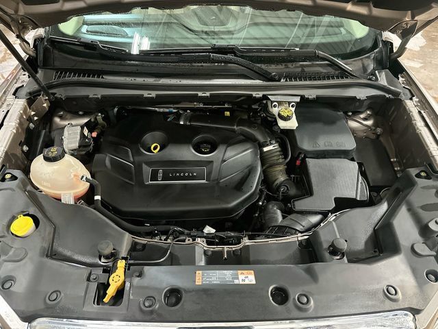 Used 2019 Lincoln MKC Select w/ Select Plus Package FWD image 32