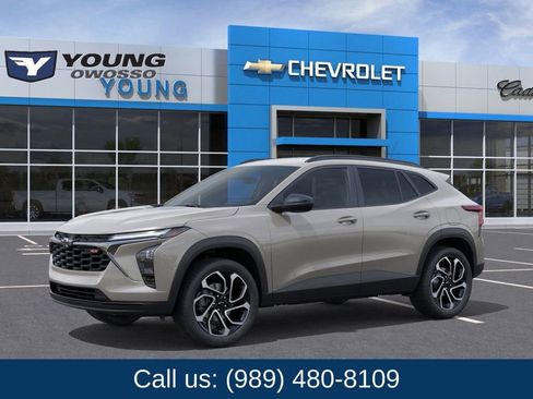 New 2026 Chevrolet Trax RS w/ Driver Confidence Package image 2