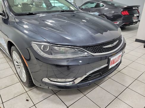 Used 2016 Chrysler 200 C w/ Premium Lighting Group image 18