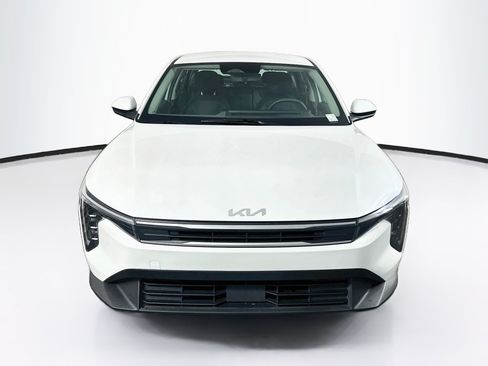 Used 2025 Kia K4 FWD image 2