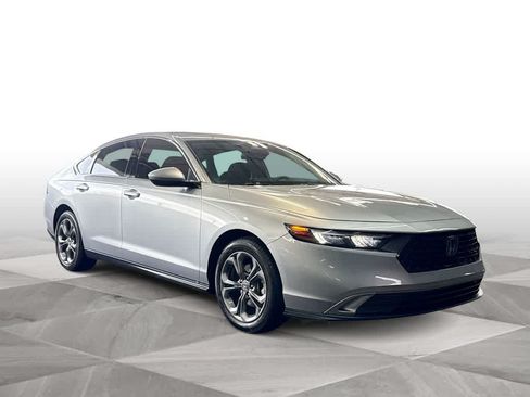 Used 2024 Honda Accord EX image 2