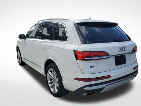 Used 2025 Audi Q7 3.0T Premium Plus AWD/4WD image 2