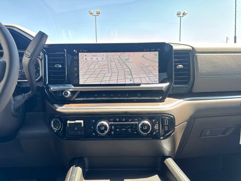 New 2026 GMC Sierra 3500 SLT w/ SLT Premium Package AWD/4WD image 24