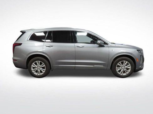 Certified 2024 Cadillac XT6 Luxury FWD image 31