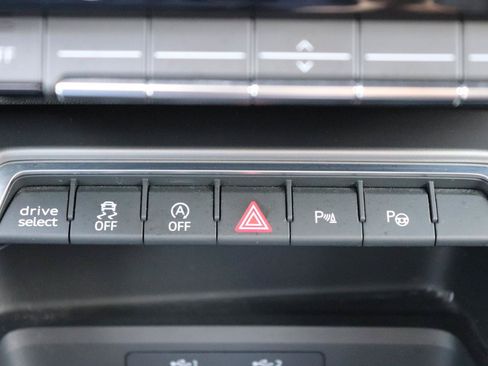 Used 2024 Audi A3 2.0T Premium FWD image 38