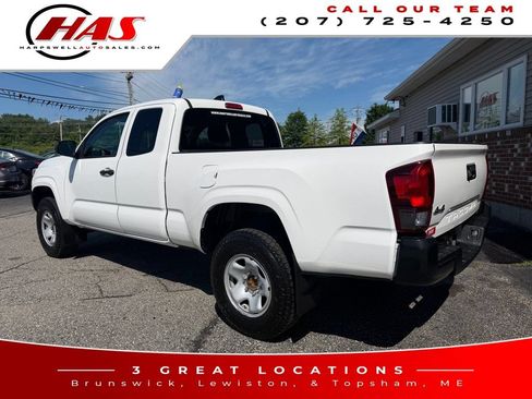Used 2022 Toyota Tacoma SR AWD/4WD image 4