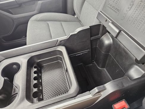 Used 2021 RAM 1500 Big Horn image 42