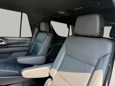 Used 2021 Chevrolet Tahoe Z71 image 29