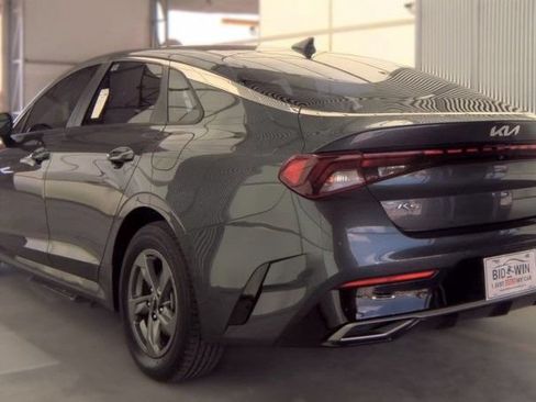 Used 2022 Kia K5 LXS FWD image 6