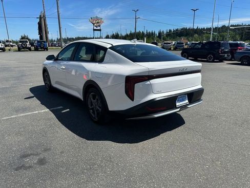 Used 2025 Kia K4 FWD image 4