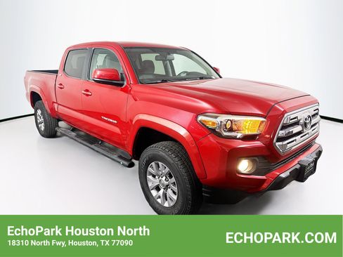 Used 2017 Toyota Tacoma SR5 w/ Tow Package RWD image 1