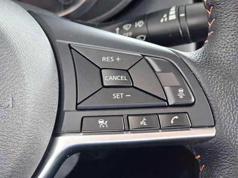 New 2025 Nissan Versa SR w/ Trunk Package FWD image 14