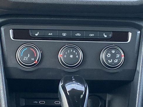 Certified 2024 Volkswagen Tiguan S image 8