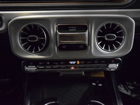 Certified 2025 Mercedes-Benz G 63 AMG 4MATIC image 32