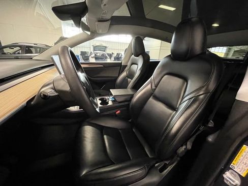 Used 2023 Tesla Model Y Long Range AWD/4WD image 21