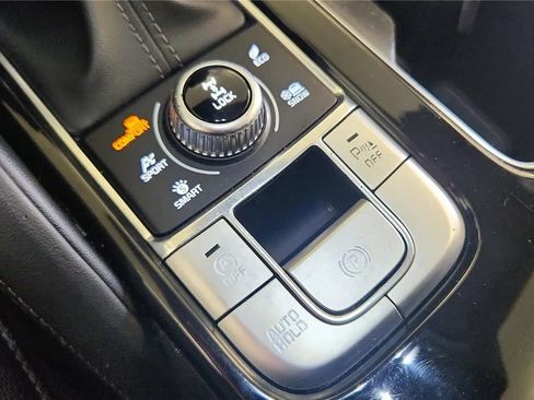 Used 2022 Kia Telluride EX w/ EX Premium Package AWD/4WD image 29