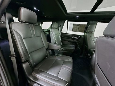 Used 2022 Chevrolet Tahoe RST w/ Luxury Package AWD/4WD image 31