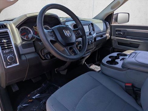 Used 2019 RAM 1500 Classic SLT AWD/4WD image 13
