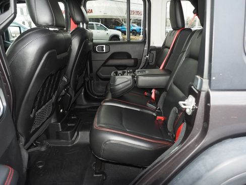 Used 2020 Jeep Wrangler Unlimited Rubicon w/ Quick Order Package 28Y Recon AWD/4WD image 14