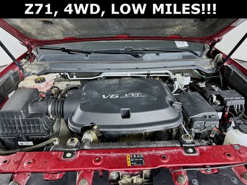 Used 2018 Chevrolet Colorado Z71 image 30