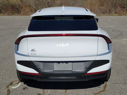 Used 2025 Kia EV6 Light AWD/4WD image 6