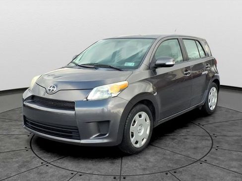 Used 2009 Scion xD image 3