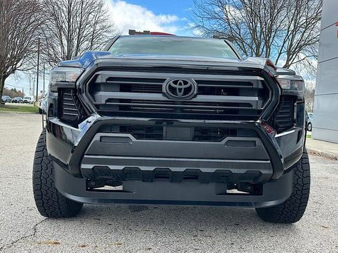 Certified 2024 Toyota Tacoma SR image 8