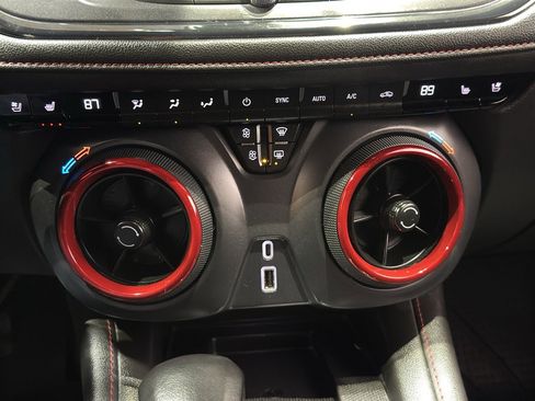 Used 2022 Chevrolet Blazer RS w/ Enhanced Convenience Package image 31