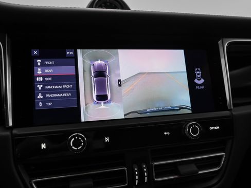 Certified 2026 Porsche Macan AWD/4WD image 35