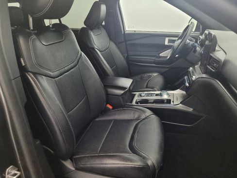 Used 2020 Ford Explorer ST w/ Premium Technology Package AWD/4WD image 21