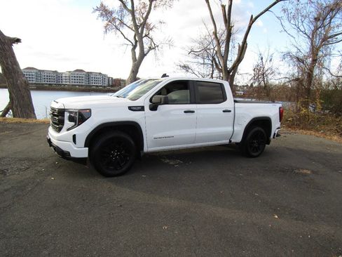 Used 2024 GMC Sierra 1500 Pro w/ Graphite Edition image 2