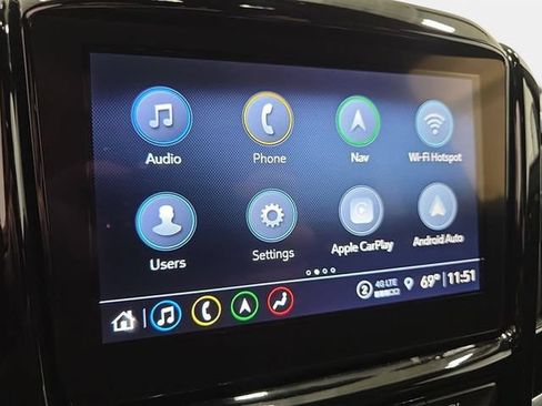 Used 2023 Chevrolet Traverse RS AWD/4WD image 21