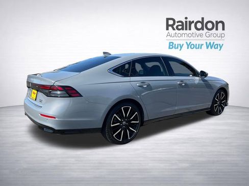 Certified 2023 Honda Accord Touring image 7