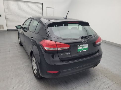 Used 2017 Kia Forte LX FWD image 5