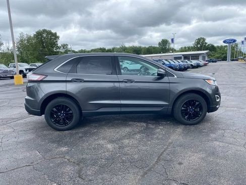Used 2018 Ford Edge SEL w/ Safe & Smart Package AWD/4WD image 12