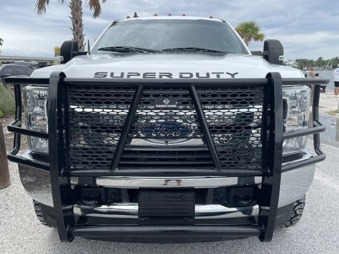 Used 2019 Ford F350 XL w/ STX Appearance Package AWD/4WD image 4
